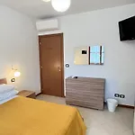 Tufo - 10min Dalla Rocchetta Mattei