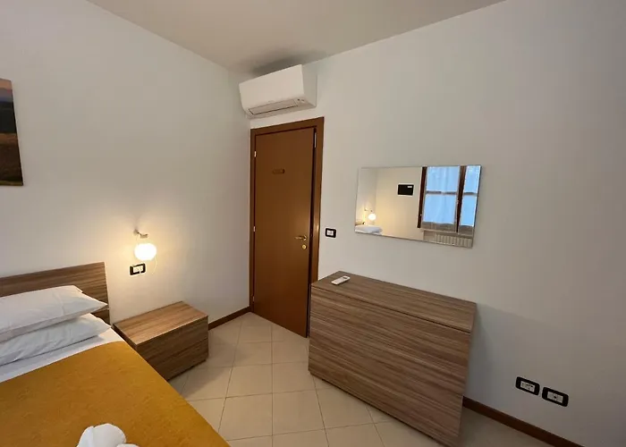 Tufo - 10min Dalla Rocchetta Mattei *